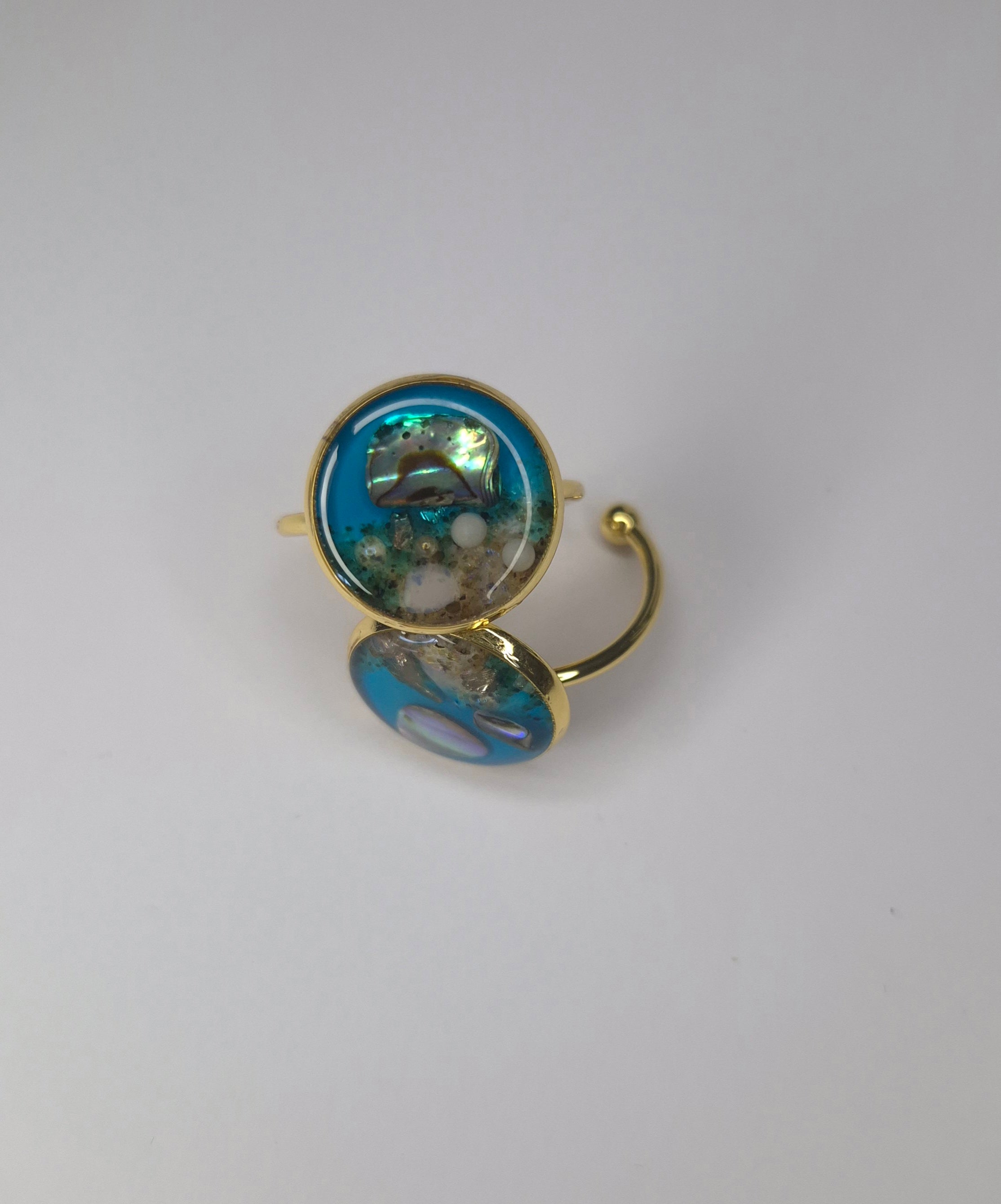 Adjustable Handmade Resin Ring – Ocean Blue with Shells and Sand