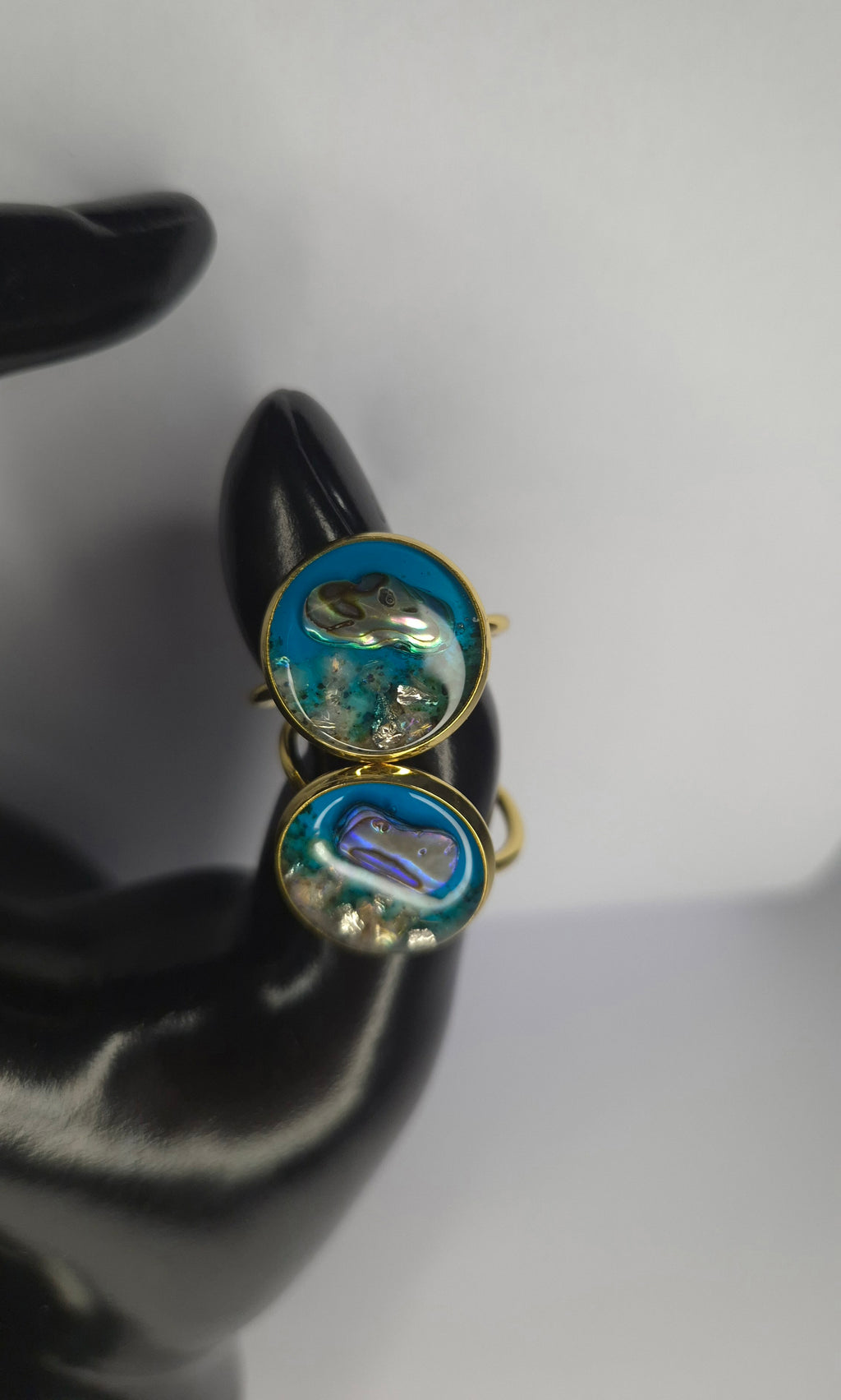 Adjustable Handmade Resin Ring – Ocean Blue with Shells and Sand