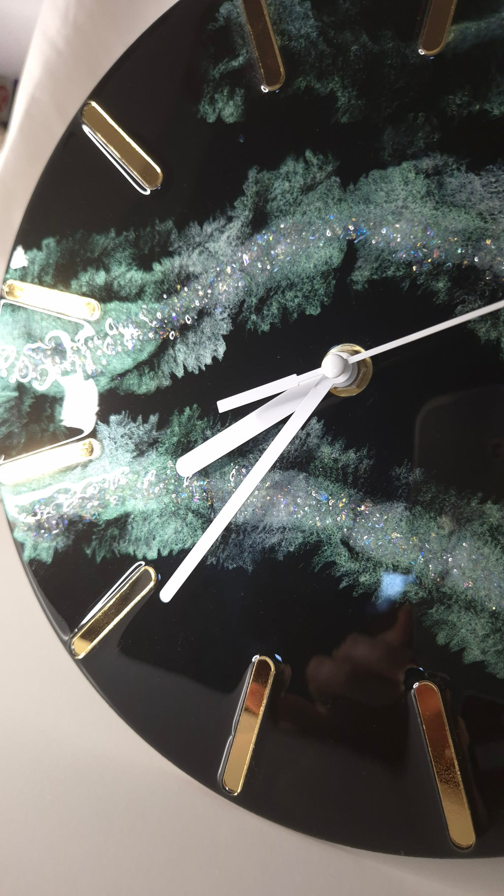 Handmade Resin Wall Clock – Ocean Wave Design, Black & Green Marble Effect (25 cm)